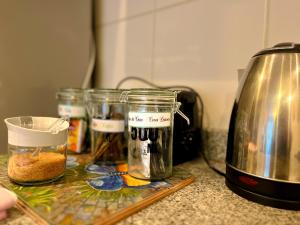 Gem in Calacoto Centric Warm with washer 2 blocks to Ave