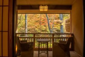 塩の湯温泉　蓮月　 (Shionoyu Onsen Rengetsu)
