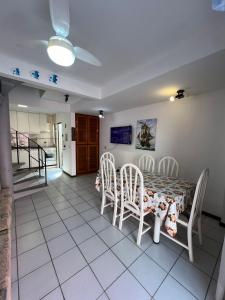 Triplex White em Caiobá-Matinhos-Pr a 200 mt do mar