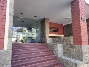 Dpto 2amb Zona La Perla cICochera