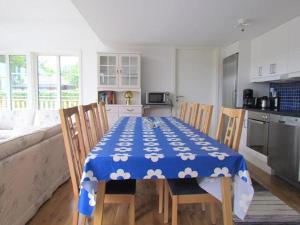 Nice Home In Bräkne-Hoby With 3 Bedrooms And Wifi