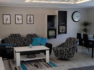 Awesome Home In Jämjö With 2 Bedrooms