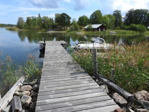 Nice Home In Herräng With 2 Bedrooms And Wifi