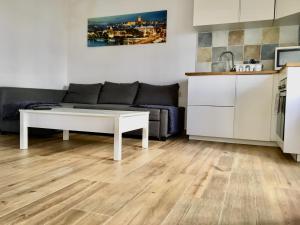 Apartamento PRIVADO en Triana FULL EQUIP - 3hvězdičkové hotely ve městě Sevilla