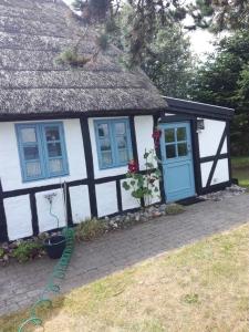 Awesome Home In Børkop With 2 Bedrooms And Wifi