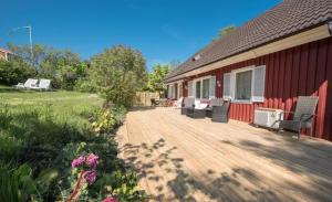 Nice Home In Loftahammar With 4 Bedrooms, Sauna And Wifi
