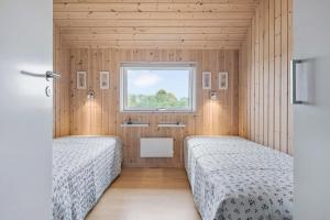 Awesome Home In Stege With 4 Bedrooms And Wifi