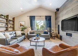 Cobalt Peak - Pet-Friendly Sauna Panoramic Views - 4hvězdičkové hotely ve městě Cascade-Chipita Park