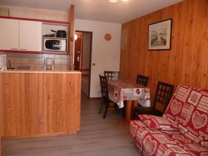 Appartements Studio-cabine confortable a Le Lioran, proche pistes et commerces - FR-1-787-92 : photos des chambres