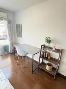 Osaka English House - Hirakata