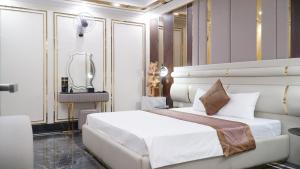 Romeo Villa Hotel HN - by BAY LUXURY