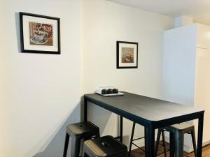 7th Floor 1-Bedroom Condo with Parking