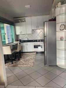 Casa na Praia Araçá