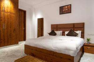 The Oak pine kasauli 7o1827o7o3