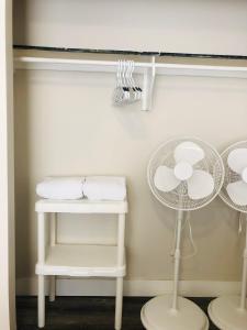 Cozy 1 Bedroom Condo with Parking