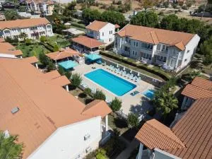 Larimar Suite Hotel - 厄吕代尼兹