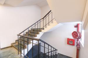 FabHotel Olive Suite - Near Airforce get