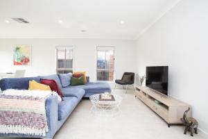 Light bright home close to park