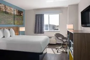 Days Inn by Wyndham Neenah - Appleton