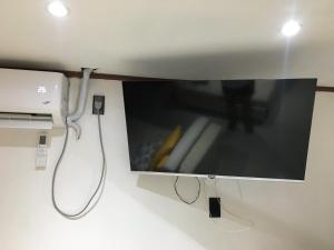 Stay in Manila, Cambridge Village