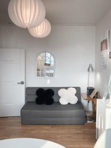 Changsindong cliff village, seoul city view, private house with 3rooms & netflix