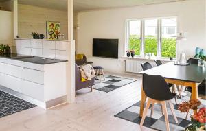 Amazing Home In Augustenborg With Wifi