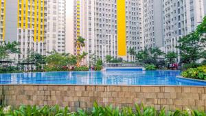 Spacious and Good 2BR at Springlake Summarecon Bekasi Apartment By Travelio