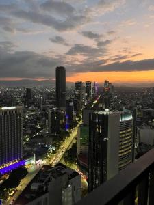 KingSize Suite in Reforma Jacuzzi & Awesome Mexico City View