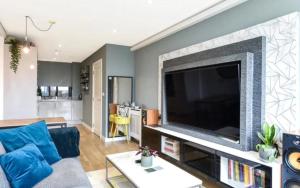 Sleep3 - Balcony - Gym in building