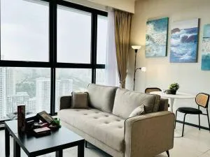 Urban Suites 6 pax with Netflix and Board games - Jelutong