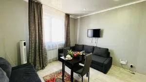 Двухкомнатная квартира студио с видом на город - Uralʼsk