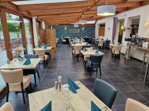 Hotels Hotel Bal : photos des chambres