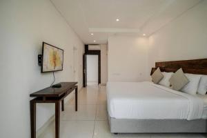 Palm Tree House 5 Bedroom In Central Canggu