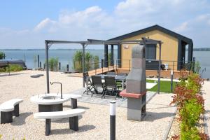 Sunrise Bay - 3hvězdičkové hotely ve městě Abádszalók