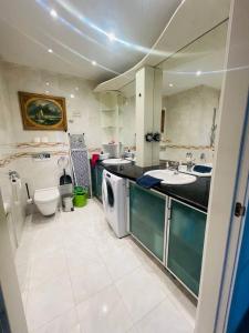 RoseHill Garden Family Villa with a Great Budapest View