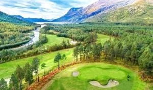 Skjomen kro og motell - Бьєреквік