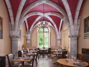 Hotels Abbaye de la Bussiere : photos des chambres