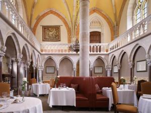 Hotels Abbaye de la Bussiere : photos des chambres