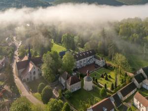 Hotels Abbaye de la Bussiere : photos des chambres