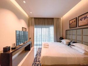 Studio in Damac Majestine - Ezytrac vacation homes