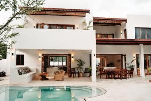 Eden Escapes - Diani Beach, Kenya