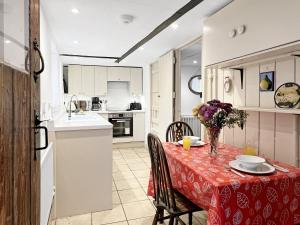 Riverside Cottage, Brendon