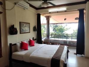 Kovalam Beach Hotel