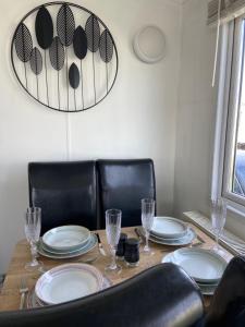 Coastal Caravan Holidays - Nightingale 8