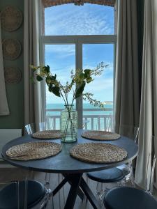 Le Rivage
