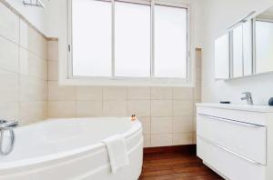 NEW 2BR in CANNES CENTER