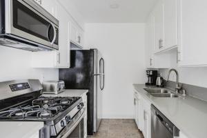 Blueground Brentwood parking wd ac LAX-1270