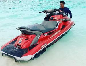 jet ski shoreline