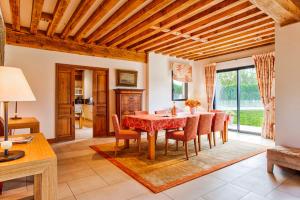 Villa Daniel - 20 ppl - 8 Bedrooms - Swimming pool - Tennis
