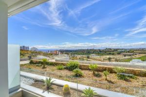 Oceana Views - 2 Bedroom Apartment